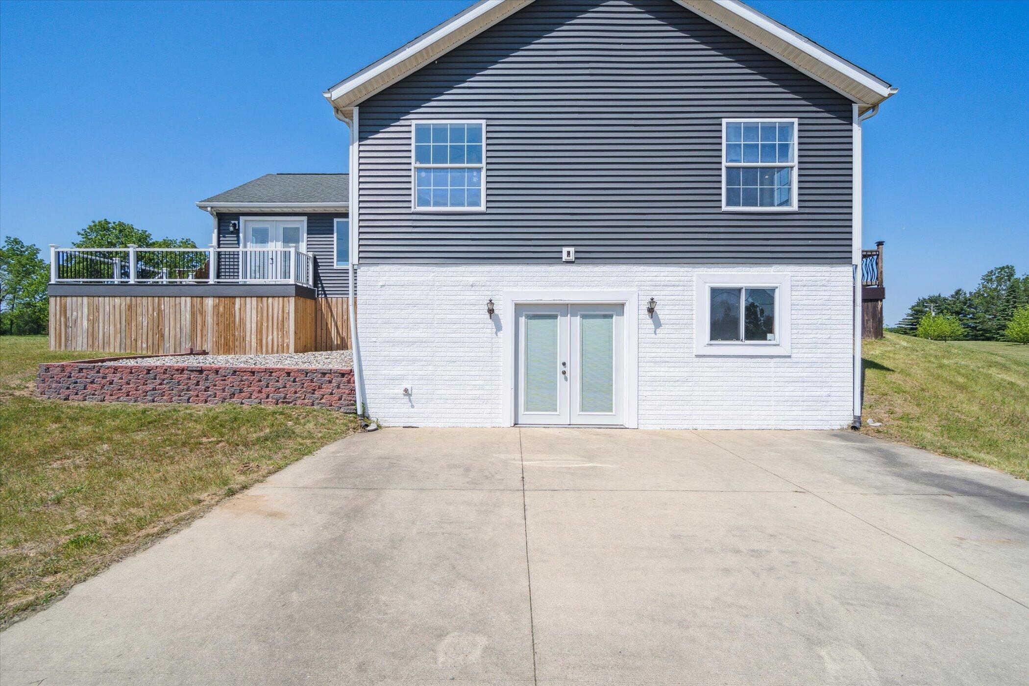 9715 Humphrey Road Reading, MI 49274 - Photo 49 of 51 49-9715-Humphrey-Rd-Reading-MI-49274-Win