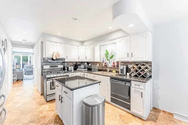 $399,000 | 6031 South Normandy Avenue, Chicago, IL 60638