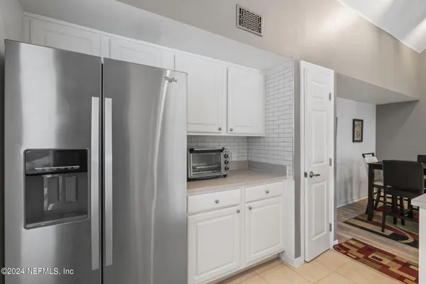 $238,900 | 13703 Richmond Park Drive North, Unit 1406, Jacksonville, FL 32224