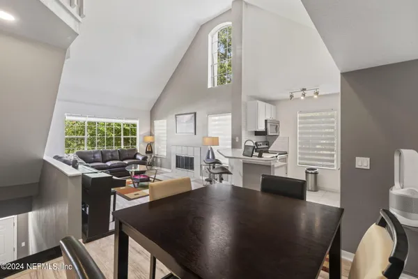 $238,900 | 13703 Richmond Park Drive North, Unit 1406, Jacksonville, FL 32224