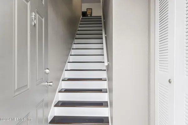 $238,900 | 13703 Richmond Park Drive North, Unit 1406, Jacksonville, FL 32224