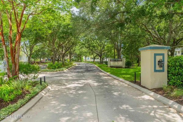 $238,900 | 13703 Richmond Park Drive North, Unit 1406, Jacksonville, FL 32224