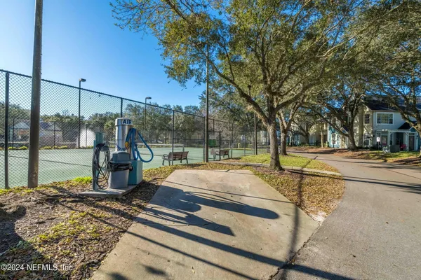 $238,900 | 13703 Richmond Park Drive North, Unit 1406, Jacksonville, FL 32224