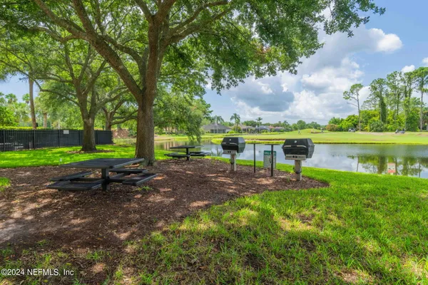 $238,900 | 13703 Richmond Park Drive North, Unit 1406, Jacksonville, FL 32224