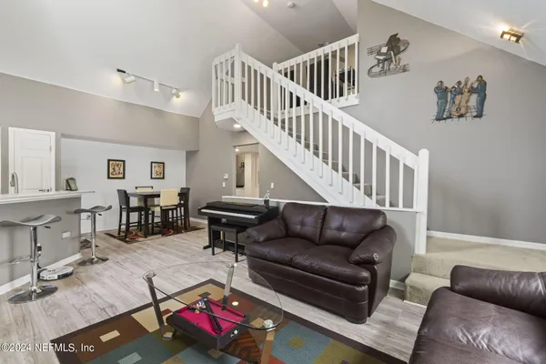 $238,900 | 13703 Richmond Park Drive North, Unit 1406, Jacksonville, FL 32224