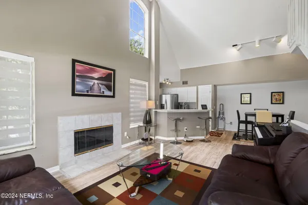 $238,900 | 13703 Richmond Park Drive North, Unit 1406, Jacksonville, FL 32224