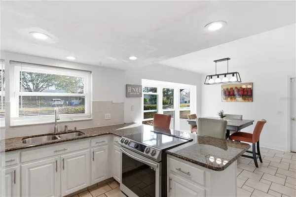 $428,000 | 308 Ellen Way, Brandon, FL 33510