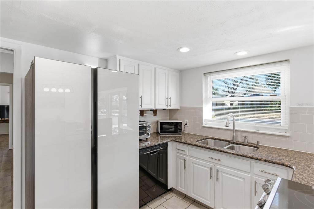 308 Ellen Way Brandon, FL 33510 - Photo 21 of 42