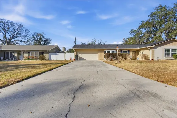 $428,000 | 308 Ellen Way, Brandon, FL 33510