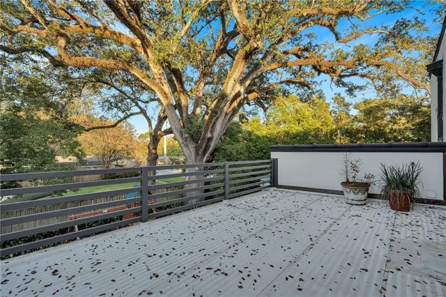 $1,750,000 | 3 Fairview Court, Metairie, LA 70005