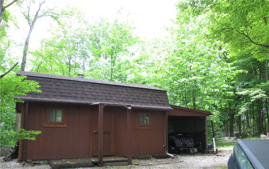 4044 Beck Road Medina, OH 44256 - Photo 1 of 35 Hunter's Cabin