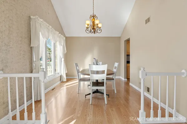 $3,500 | 1407 Wilson Avenue, Wheaton, IL 60189