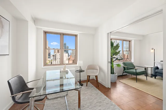 $1,250,000 | 137 East 36th Street, Unit 16B | Murray Hill