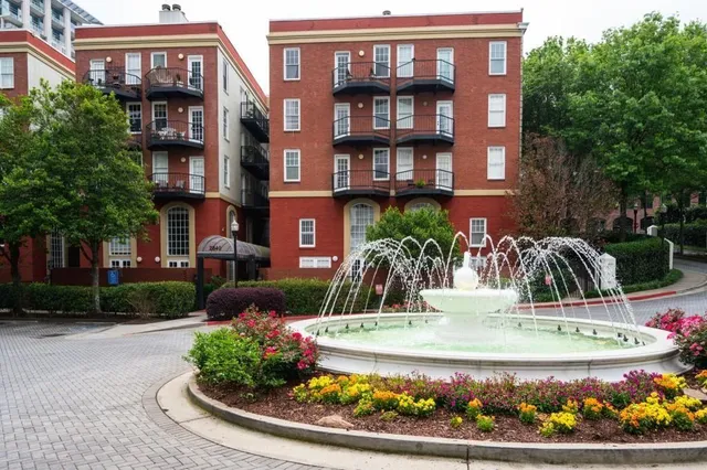 $2,700 | 2840 Peachtree Road, Unit 503, Atlanta, GA 30305