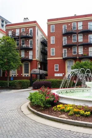 $2,700 | 2840 Peachtree Road, Unit 503, Atlanta, GA 30305