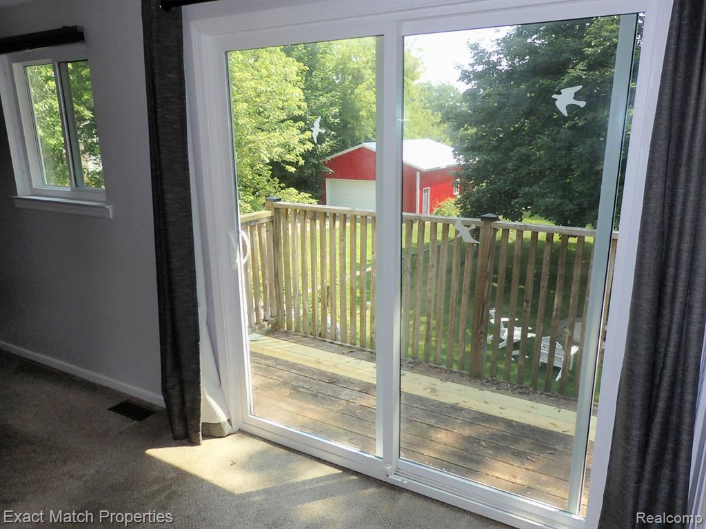 3980 North Hickory Ridge Road Highland, MI 48357 - Photo 46 of 59