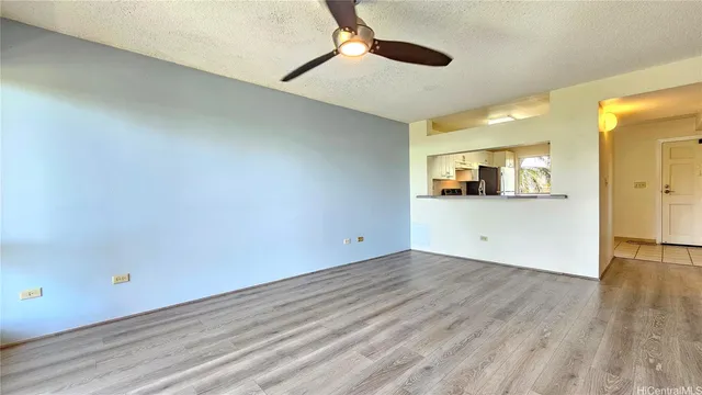 $599,000 | 3075 Ala Poha Place, Unit 611, Honolulu, HI 96818