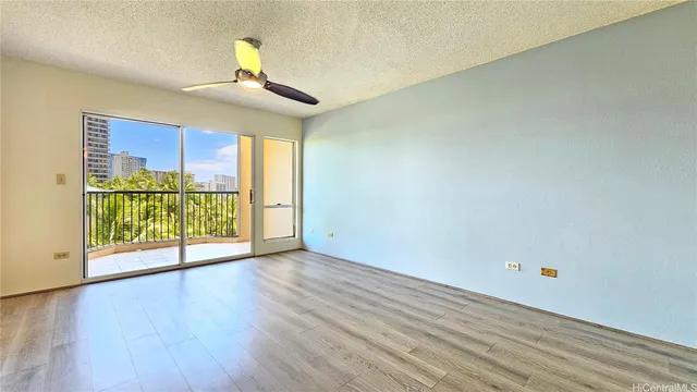 $599,000 | 3075 Ala Poha Place, Unit 611, Honolulu, HI 96818
