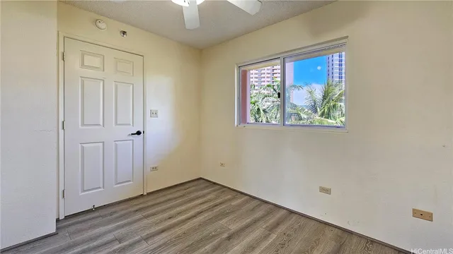 $599,000 | 3075 Ala Poha Place, Unit 611, Honolulu, HI 96818