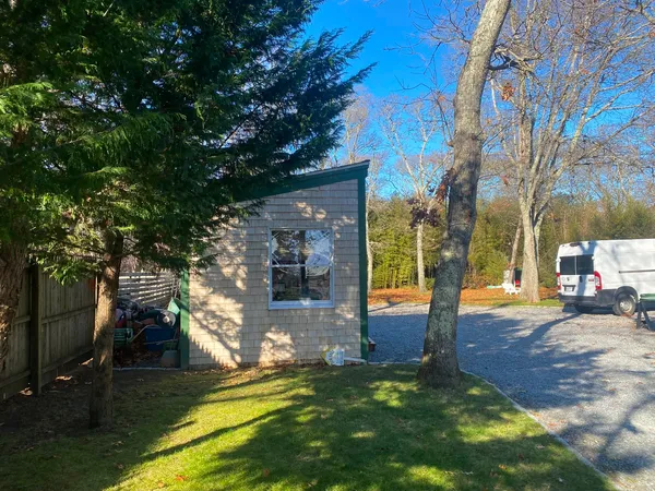 $1,435,000 | 101 Tradewinds Road, Oak Bluffs, MA 02557