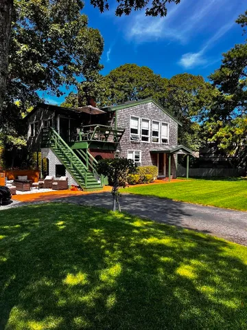 $1,435,000 | 101 Tradewinds Road, Oak Bluffs, MA 02557