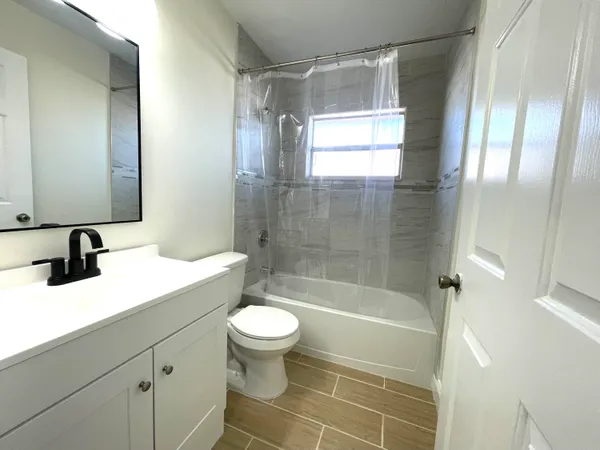 $1,450 | 5753 Southeast Mercedes Avenue, Stuart, FL 34997