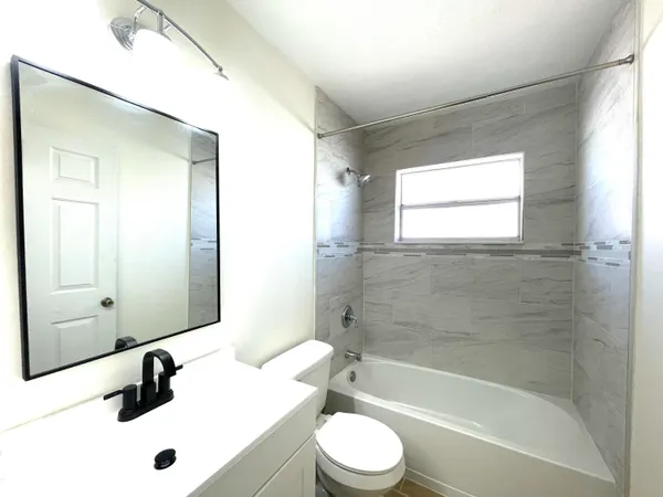 $1,450 | 5753 Southeast Mercedes Avenue, Stuart, FL 34997