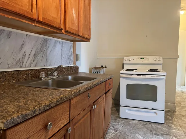 $950 | 272 Main Street, Unit 4R, Binghamton, NY 13905