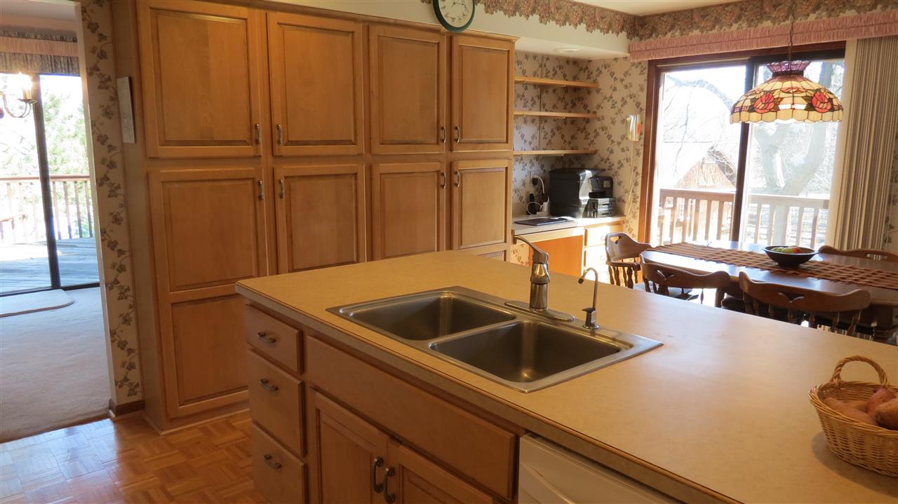 6515 Hough Road Almont, MI 48003 - Photo 10 of 47 Kitchen
