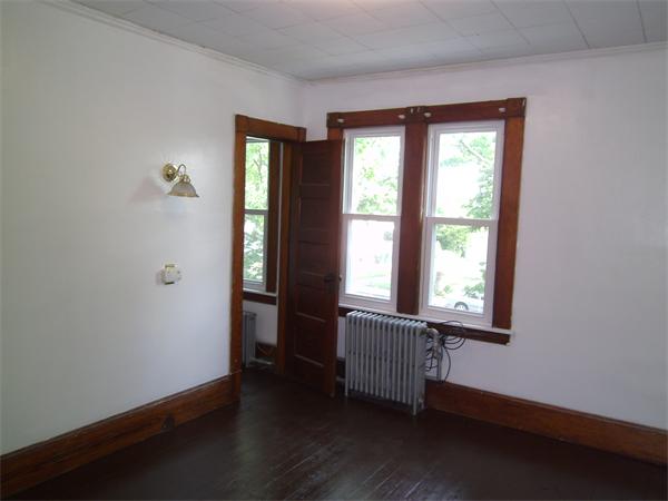 60 Marshall Street Springfield, MA 01109 - Photo 11 of 21 Gallery Image 11
