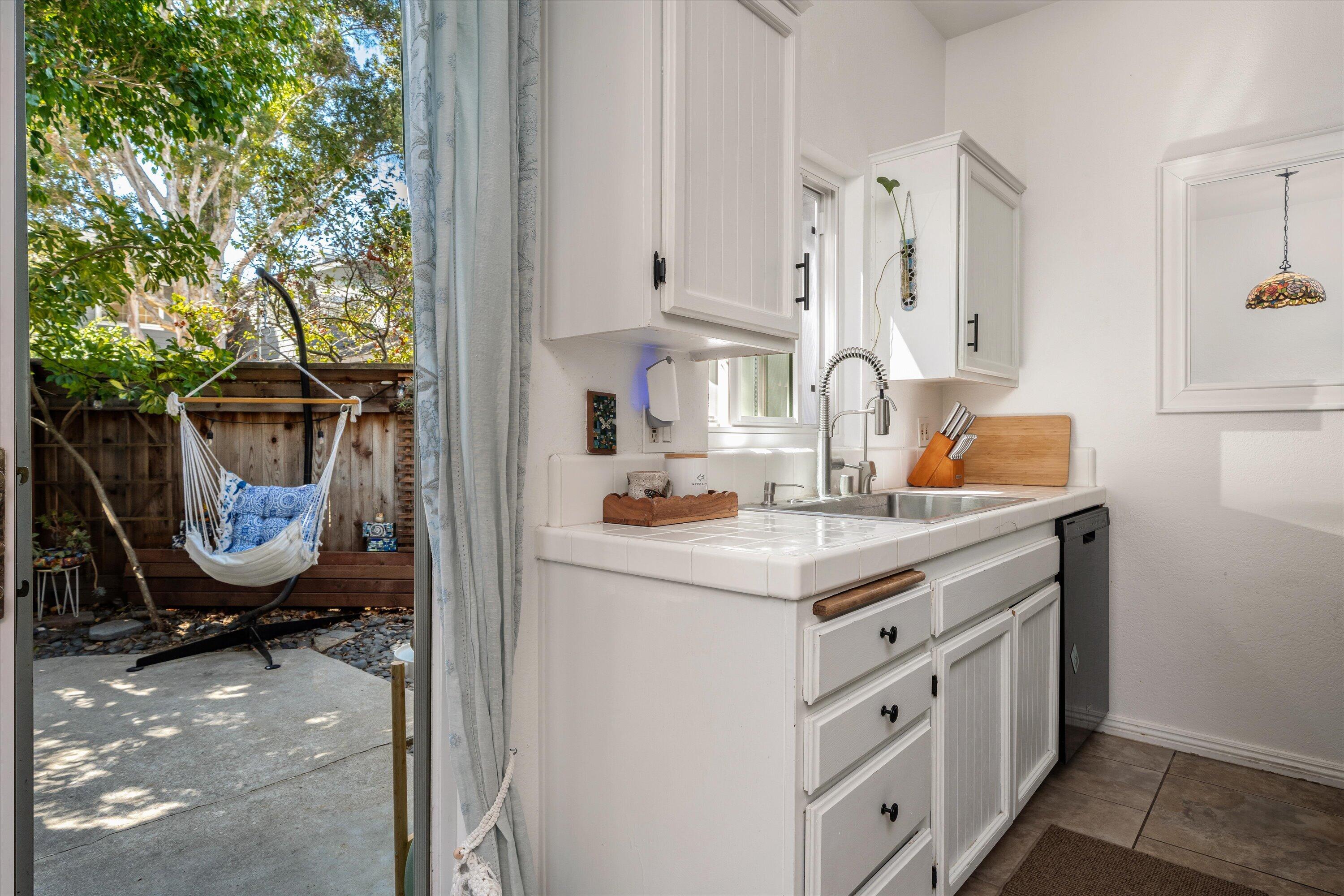 221 Mathilda Drive Goleta, CA 93117 - Photo 11 of 31 19-221 Mathilda Dr - 19