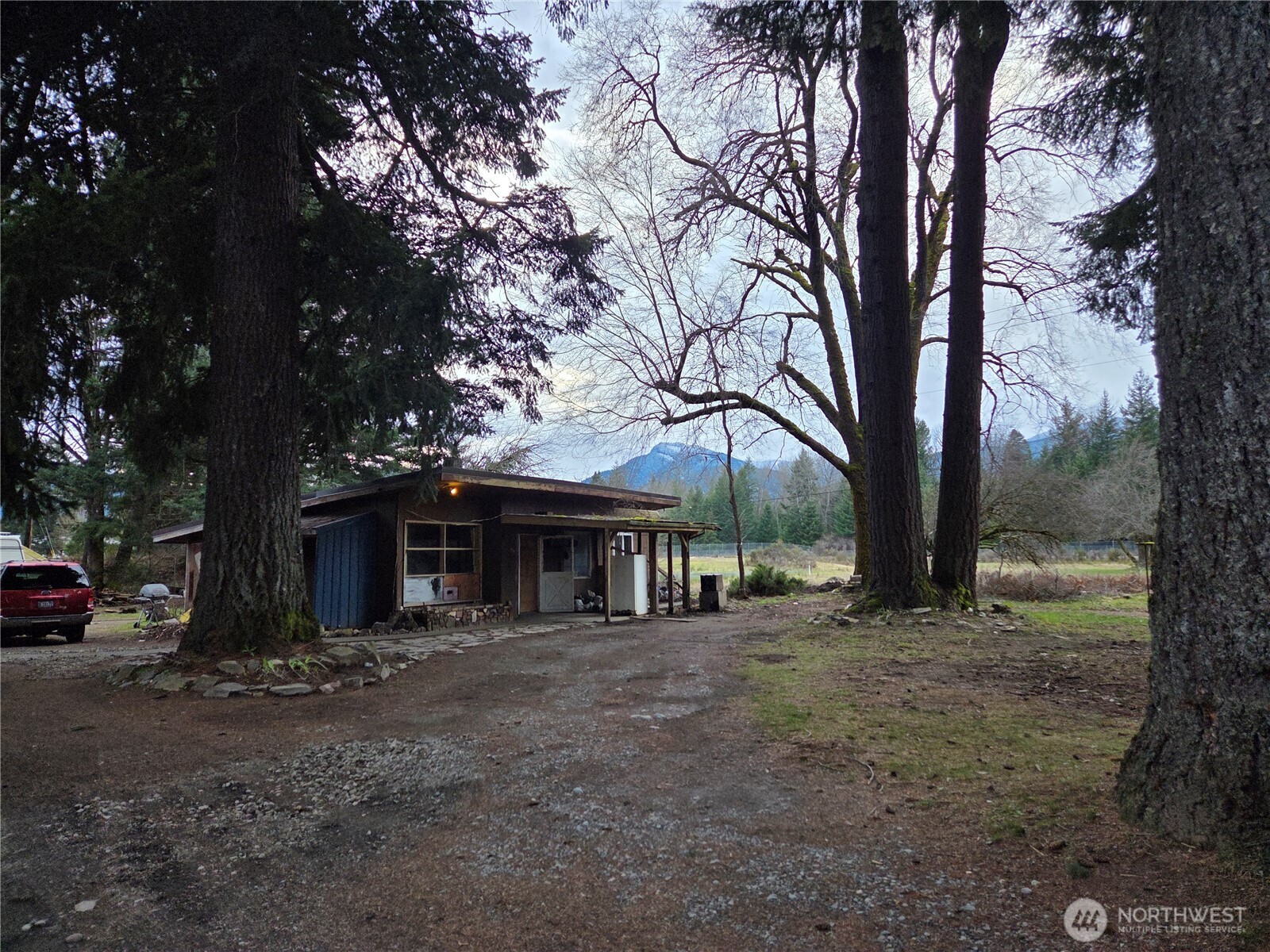 125 Edmonds Road Packwood, WA 98361 - Photo 6 of 16 Gallery Image 6