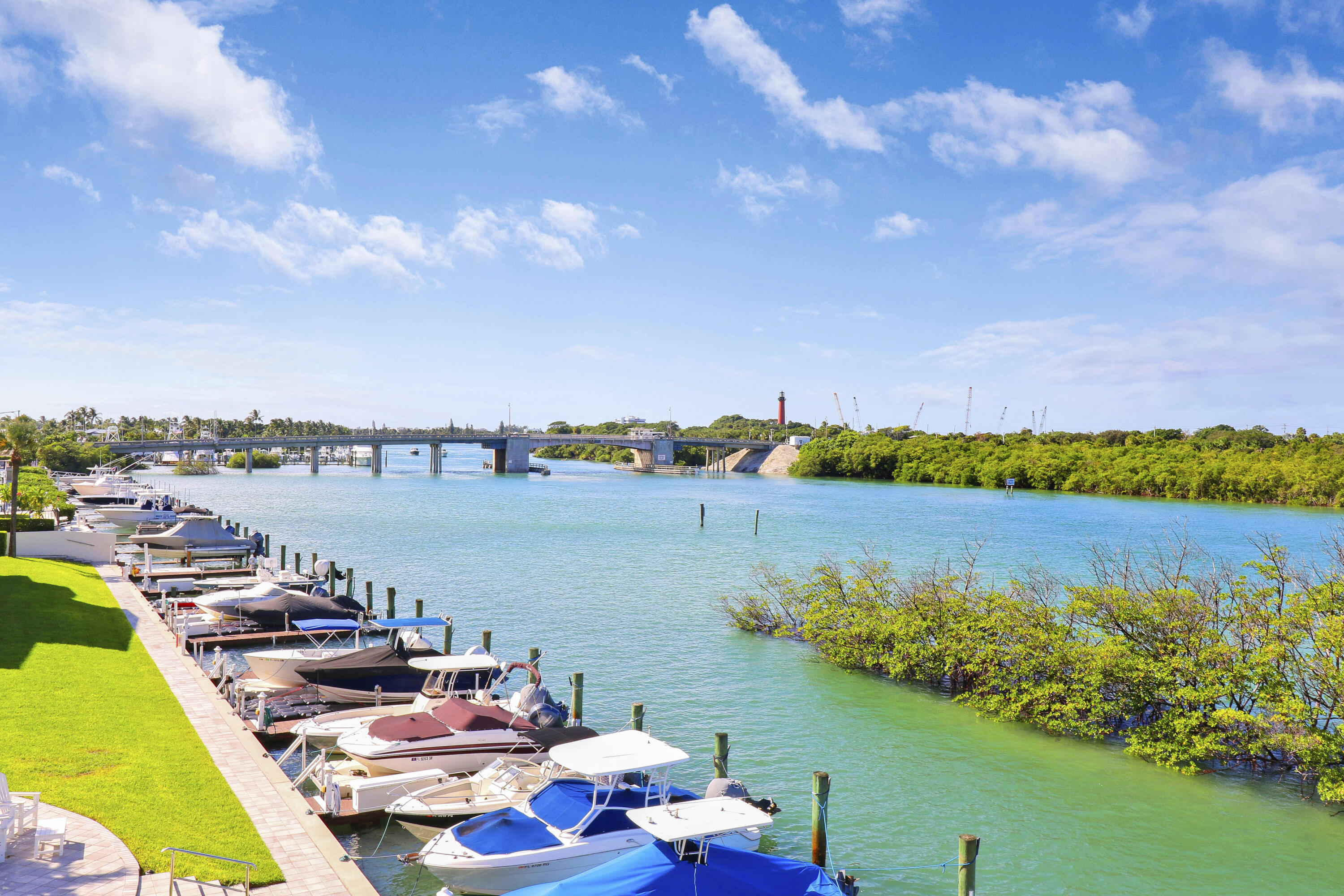 375 South Beach Road, Unit 802 Tequesta, FL 33469 - Photo 37 of 39 Boat Docks