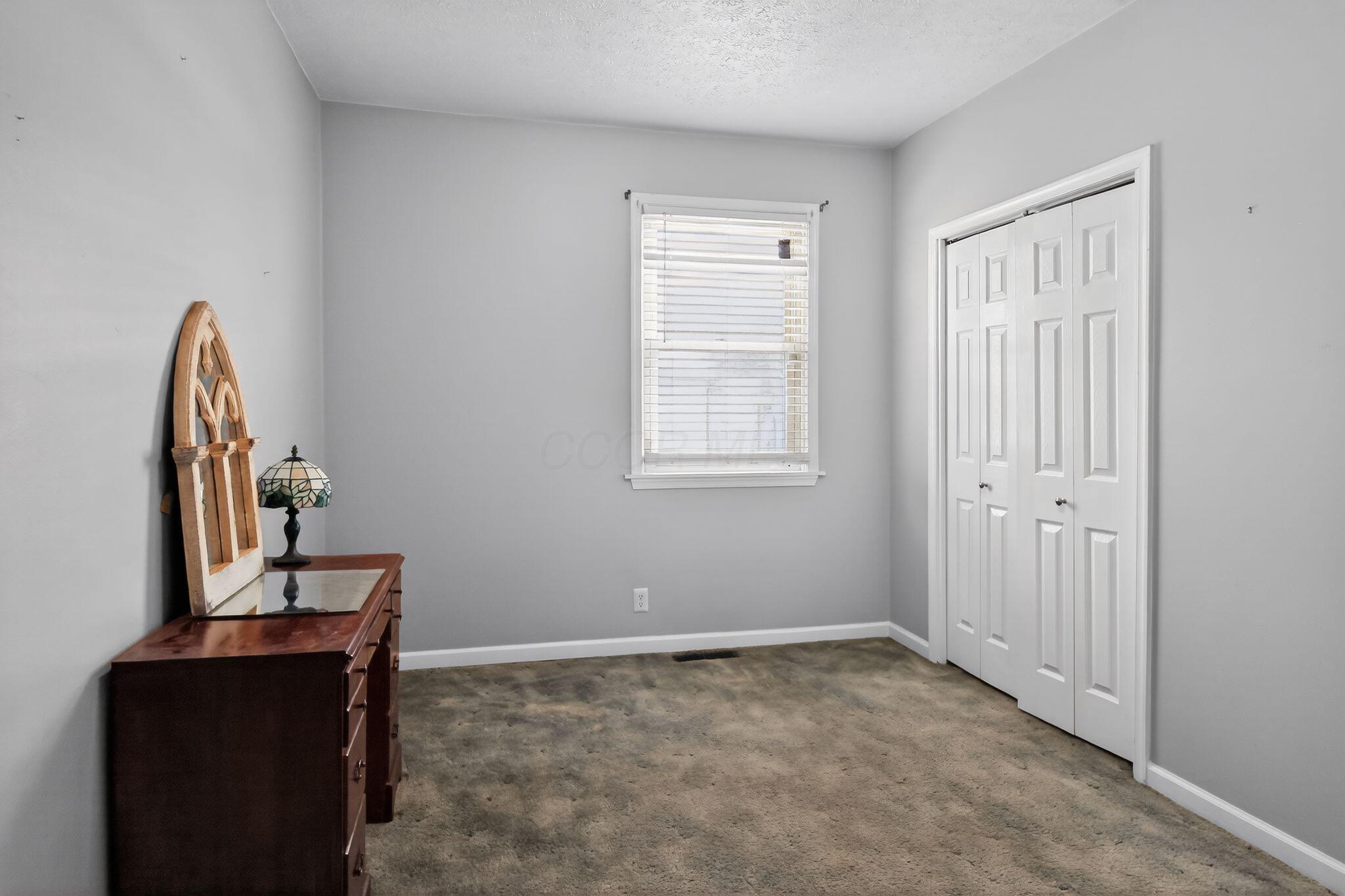 2101 West College Road Syracuse, OH 45779 - Photo 13 of 25 13