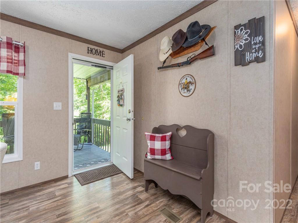 2171 Pigeon Road Waynesville, NC 28786 - Photo 12 of 35 Gallery Image 12