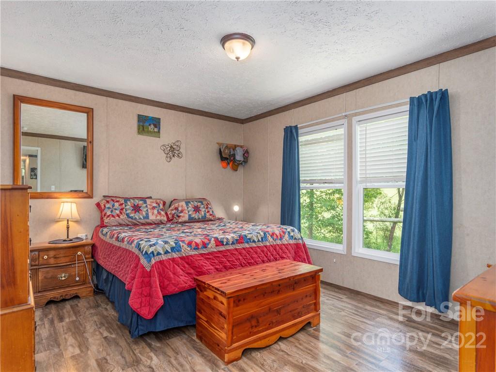 2171 Pigeon Road Waynesville, NC 28786 - Photo 13 of 35 Gallery Image 13