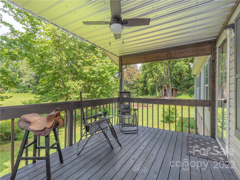 2171 Pigeon Road Waynesville, NC 28786 - Photo 21 of 35 Gallery Image 21