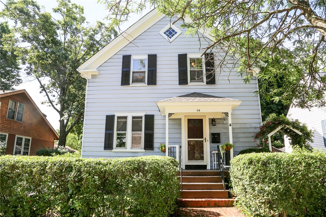 98 Rutherglen Avenue Providence, RI 02907 - Photo 1 of 40 Gallery Image 1