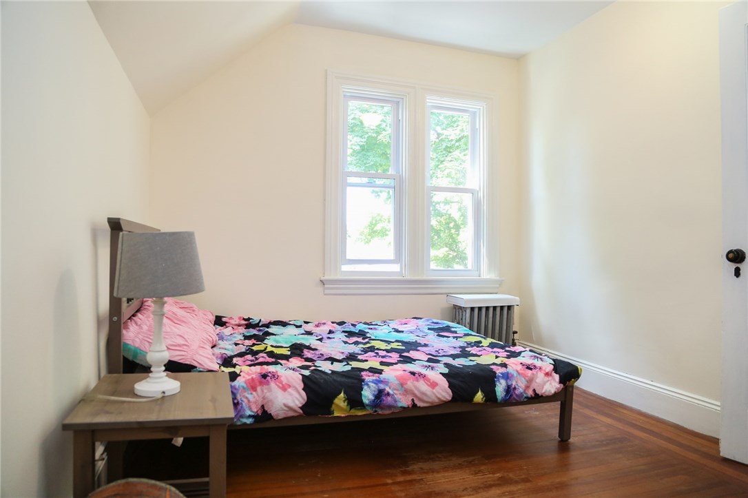 98 Rutherglen Avenue Providence, RI 02907 - Photo 24 of 40 Gallery Image 24