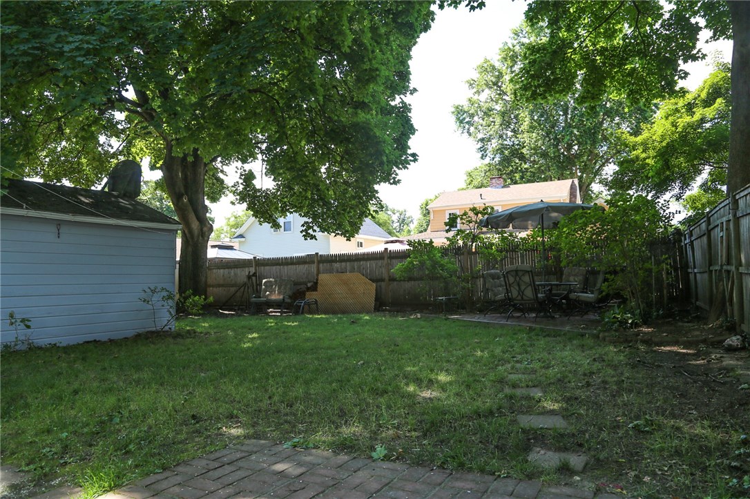 98 Rutherglen Avenue Providence, RI 02907 - Photo 34 of 40 Gallery Image 34