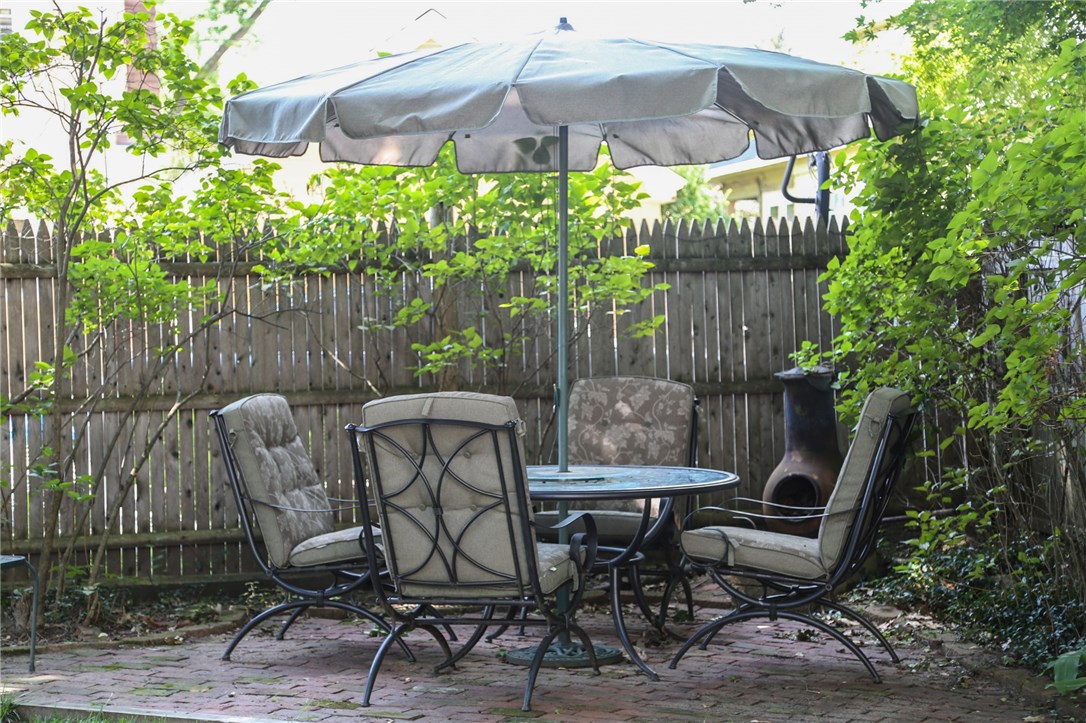 98 Rutherglen Avenue Providence, RI 02907 - Photo 35 of 40 Gallery Image 35