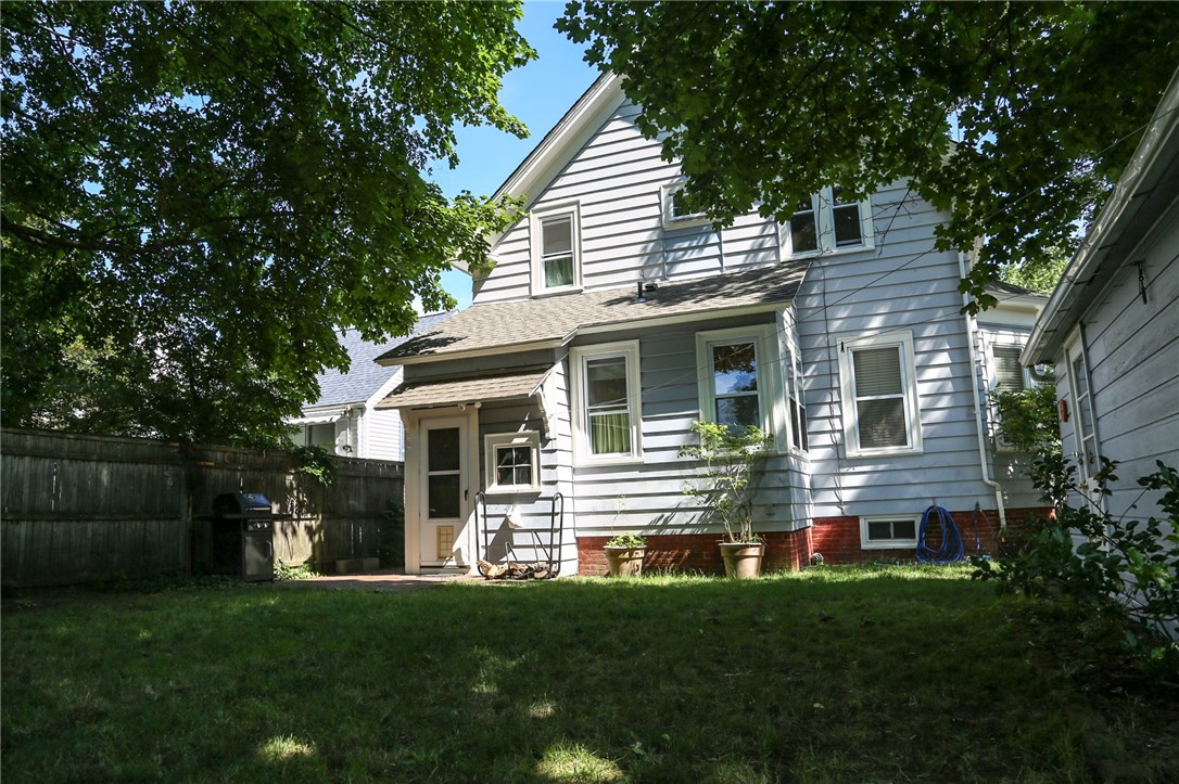 98 Rutherglen Avenue Providence, RI 02907 - Photo 38 of 40 Gallery Image 38