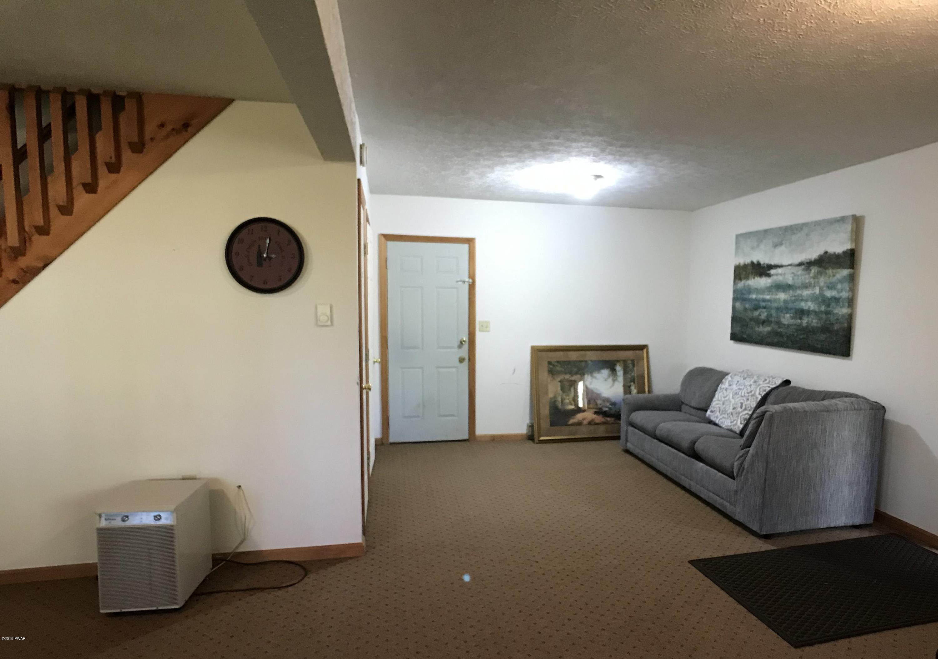 121 Boulder Road Lake Ariel, PA 18436 - Photo 3 of 21
