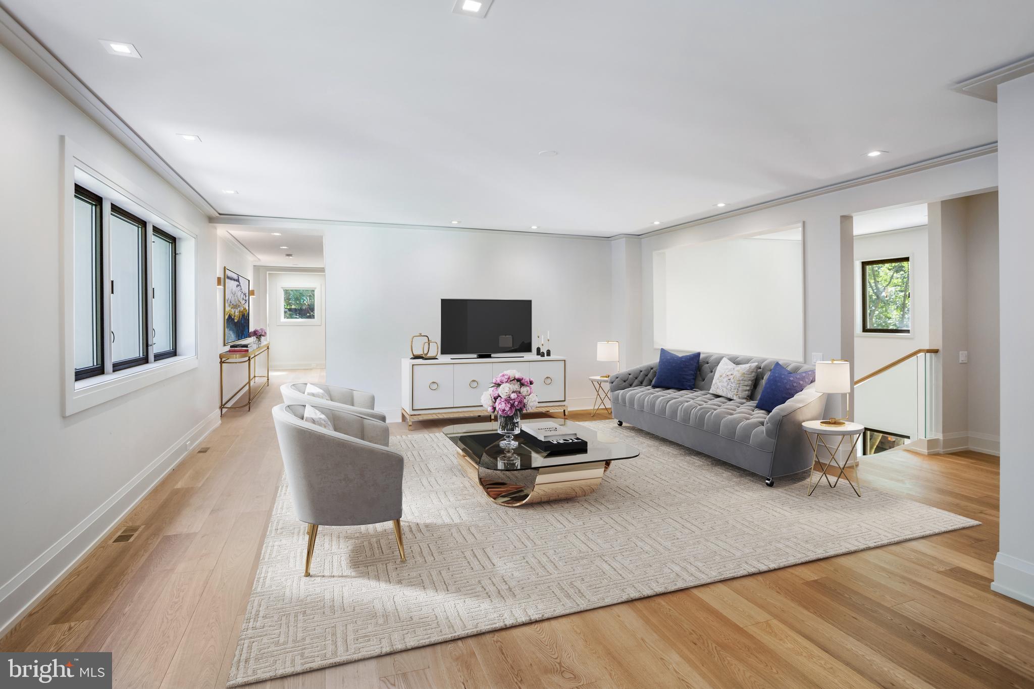 2700 Foxhall Road Northwest Washington, DC 20007 - Photo 10 of 24 Upper Level Family Room
