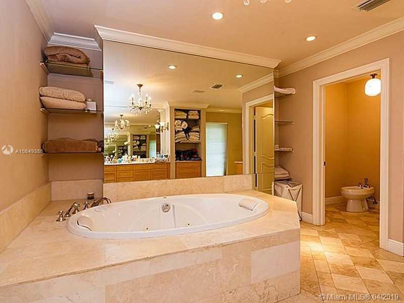 1401 22nd Street Miami Beach, FL 33140 - Photo 11 of 20