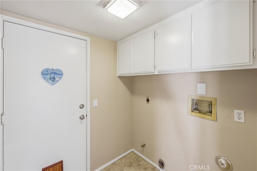 2000 Citrus Wood Lane Riverside, CA 92503 - Photo 14 of 23