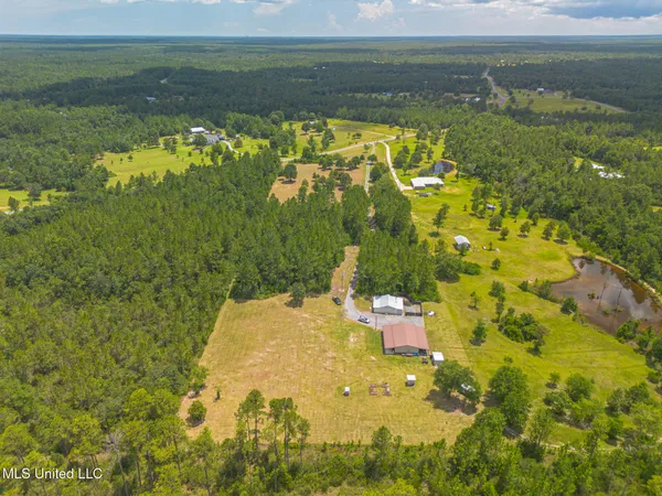 $470,000 | 349 CCC Road, Perkinston, MS 39573