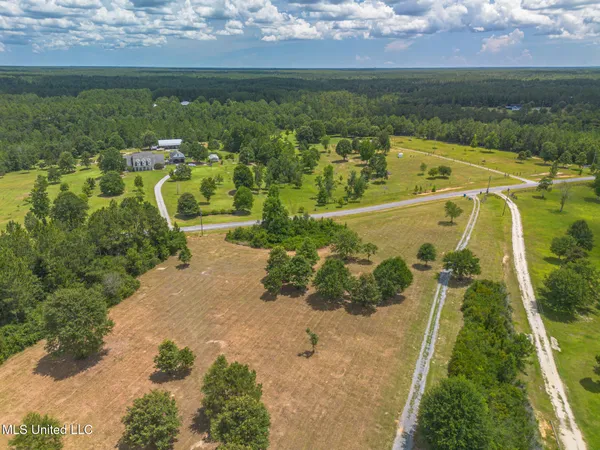 $470,000 | 349 CCC Road, Perkinston, MS 39573