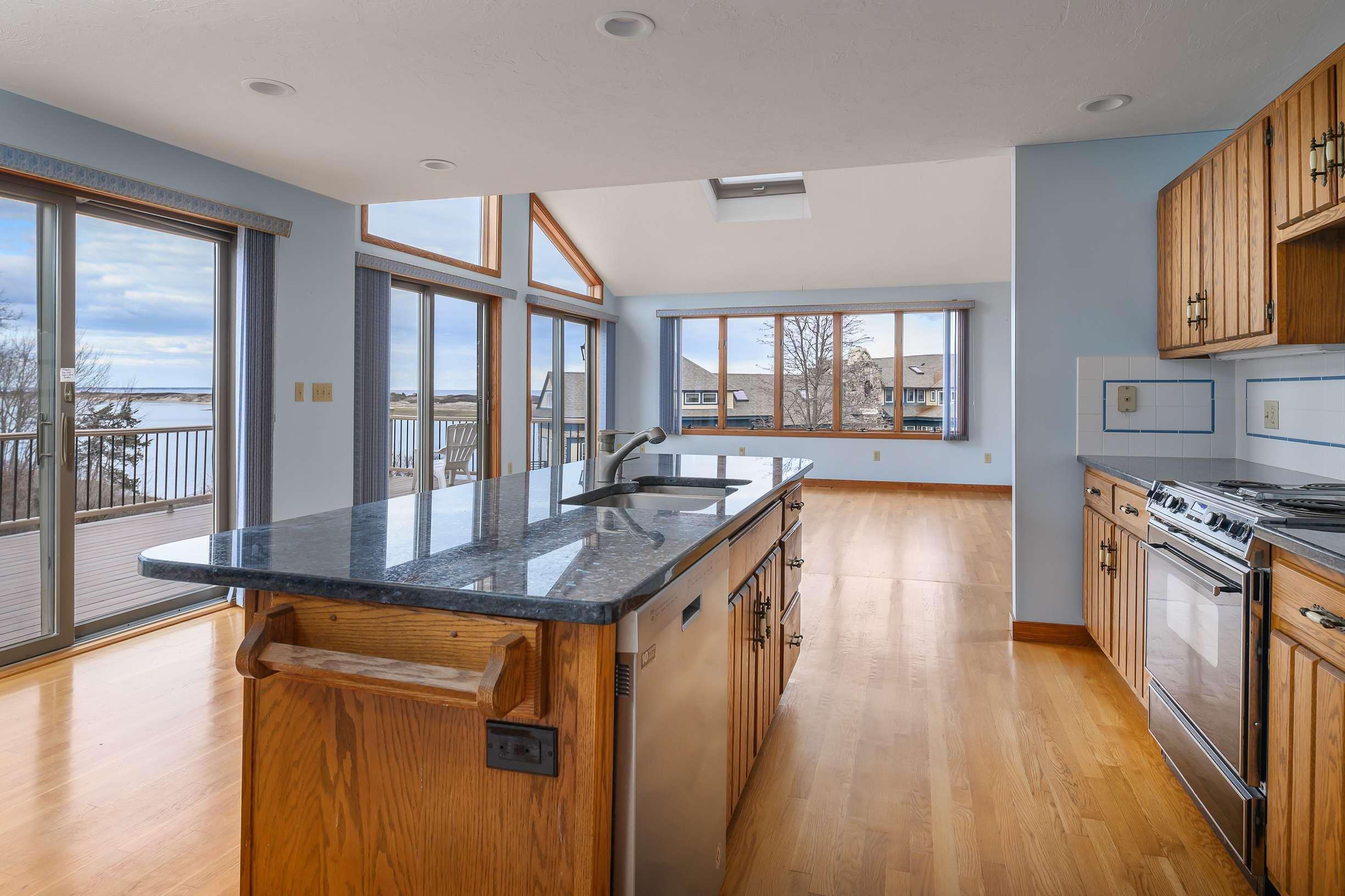 25 Fieldstone Lane Ogunquit, ME 03907 - Photo 13 of 30 12