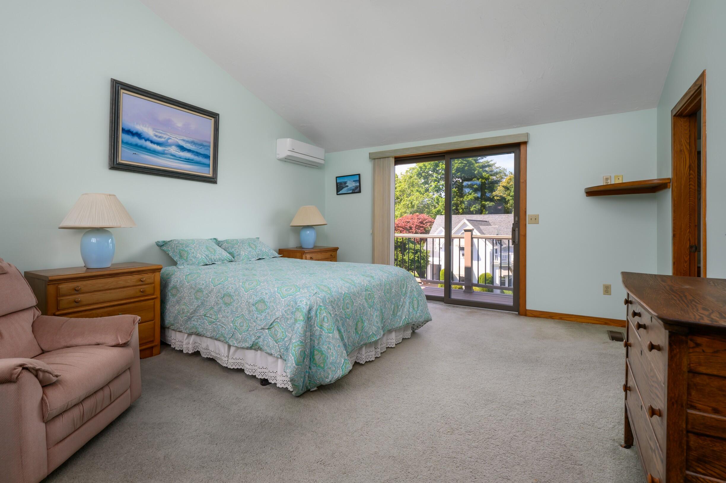 25 Fieldstone Lane Ogunquit, ME 03907 - Photo 16 of 30 Primary Bedroom